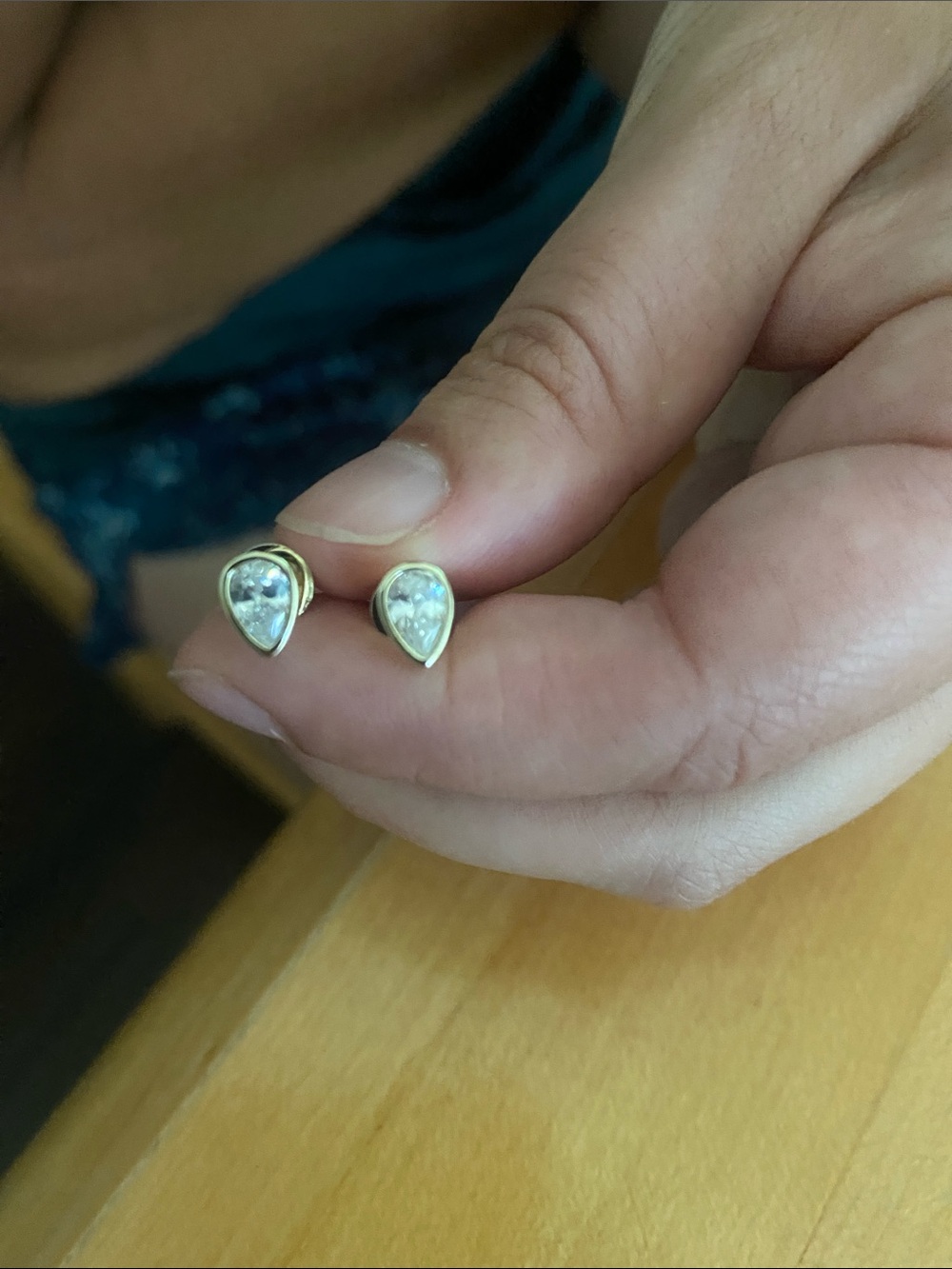 Melinda Maria Isla 6mm Studs
Gold|White Diamondettes - Picture 5 of 5